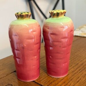 Vintage Red and Green Ceramic Salt and Pepper Shakers